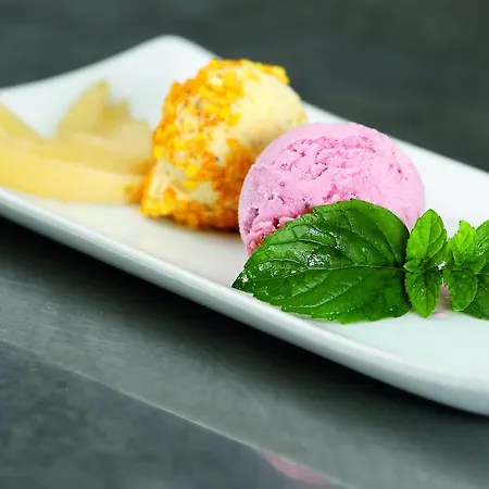 Kurhaus Pivittskrug 3* Hille